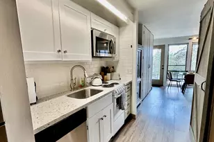 18575 SW Century Dr SW, Bend, OR 97702 - Photo 3