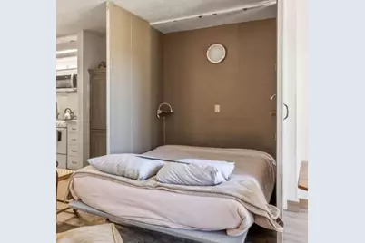 18575 SW Century Drive SW # 812, Bend, OR 97702 - Photo 9