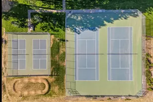 18575 SW Century Dr SW, Bend, OR 97702 - Photo 15