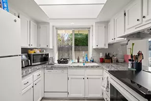 2906 Aldersgate Rd, Medford, OR 97504 - Photo 11