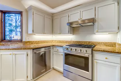 1562 NW Vicksburg Avenue, Bend, OR 97703 - Photo 13