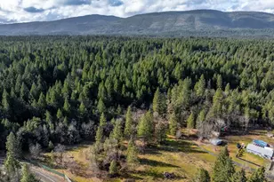 2574 Rockydale Rd, Cave Junction, OR 97523 - Photo 39