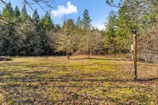 2574 Rockydale Rd, Cave Junction, OR 97523 - Photo 31