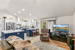 1258 Joshua Ct, Central Point, OR 97502 - Photo 17