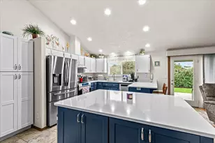 1258 Joshua Ct, Central Point, OR 97502 - Photo 15