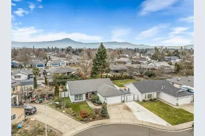 1258 Joshua Court, Central Point, OR 97502 - Photo 43