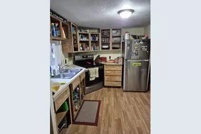 3351 Rogue River Highway #8, Grants Pass, OR 97527 - Photo 1