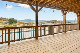 5623 Autumn Park Dr, Medford, OR 97504 - Photo 27