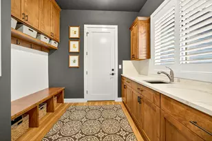 5623 Autumn Park Dr, Medford, OR 97504 - Photo 25