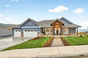 5623 Autumn Park Dr, Medford, OR 97504 - Photo 5