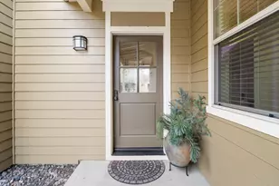 10990 Desert Sky Loop, Redmond, OR 97756 - Photo 3