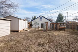 920 W 2nd St, Medford, OR 97501 - Photo 23