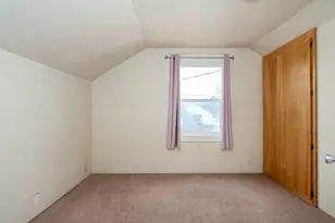 920 W 2nd St, Medford, OR 97501 - Photo 15