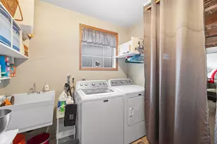 674 Berry Ln, Ashland, OR 97520 - Photo 25