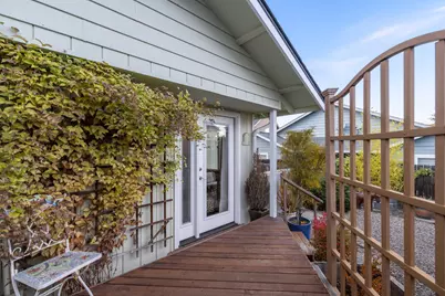 674 Berry Lane, Ashland, OR 97520 - Photo 29