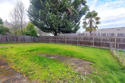 806 SE Grandview Avenue, Grants Pass, OR 97527 - Photo 31