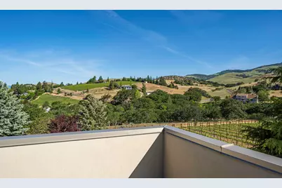 786 Pompadour Drive, Ashland, OR 97520 - Photo 27