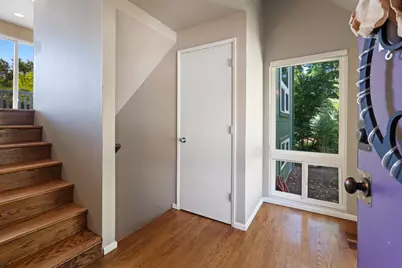 8957 SW Terwilliger Boulevard, Portland, OR 97219 - Photo 5