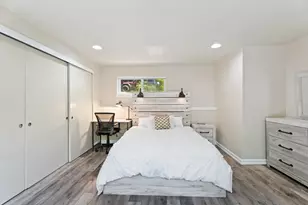 8957 SW Terwilliger Blvd, Portland, OR 97219 - Photo 19