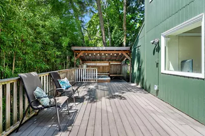 8957 SW Terwilliger Boulevard, Portland, OR 97219 - Photo 37