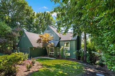 8957 SW Terwilliger Boulevard, Portland, OR 97219 - Photo 3