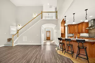 4553 Wolf Run Dr, Medford, OR 97504 - Photo 9