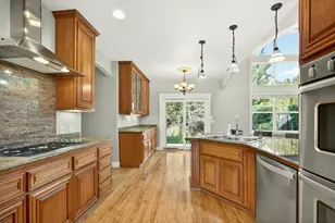 4553 Wolf Run Dr, Medford, OR 97504 - Photo 17