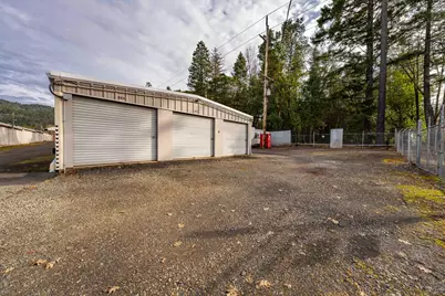 25657 Redwood Highway, Cave Junction, OR 97523 - Photo 19