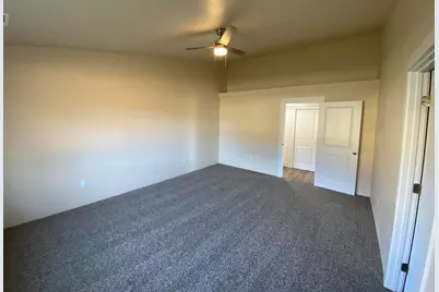 3357 Bryson Way, Medford, OR 97504 - Photo 5