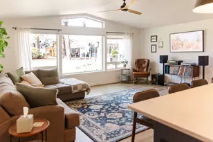 60105 Opal Ln, Bend, OR 97702 - Photo 11