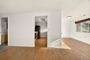 2101 Poplar Dr, Medford, OR 97504 - Photo 11