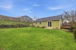 178 Grayson St, Roseburg, OR 97471 - Photo 23