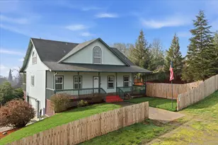 176 Nehalem Loop, Roseburg, OR 97471 - Photo 1