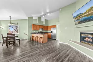 1224 N Modoc Ave, Medford, OR 97504 - Photo 7