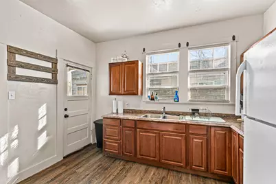 1113 W 11th Street, Medford, OR 97501 - Photo 15