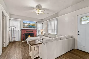 1113 W 11th St, Medford, OR 97501 - Photo 7