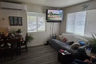 702 SE 9th St, Grants Pass, OR 97526 - Photo 5