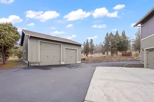 7524 Southeast Madison Ave, Prineville, OR 97754 - Photo 41