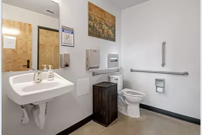 544 SW 4th Street, Redmond, OR 97756 - Photo 9