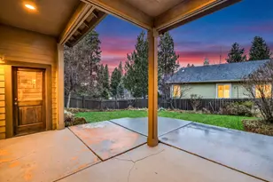 61465 Cultus Lake Ct, Bend, OR 97702 - Photo 35