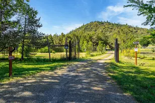 2583 E Evans Creek Rd, Rogue River, OR 97537 - Photo 49