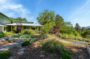 2583 E Evans Creek Rd, Rogue River, OR 97537 - Photo 3