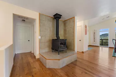 2583 E Evans Creek Road, Rogue River, OR 97537 - Photo 19