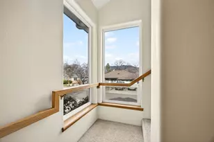 1087 Oak Knoll Dr, Ashland, OR 97520 - Photo 25