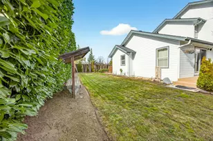 1087 Oak Knoll Dr, Ashland, OR 97520 - Photo 35