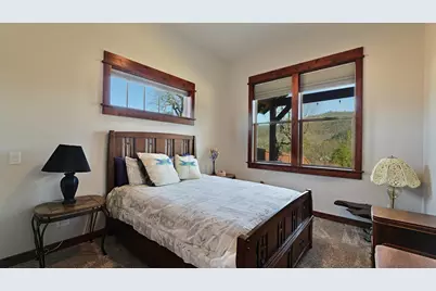 209 White Oak Way, Shady Cove, OR 97539 - Photo 33