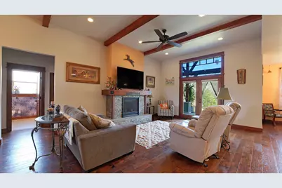 209 White Oak Way, Shady Cove, OR 97539 - Photo 9