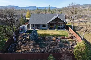 209 White Oak Way, Shady Cove, OR 97539 - Photo 37