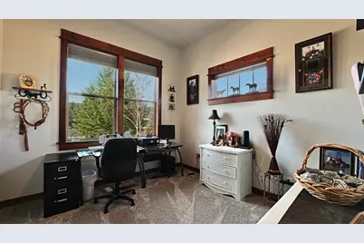 209 White Oak Way, Shady Cove, OR 97539 - Photo 27