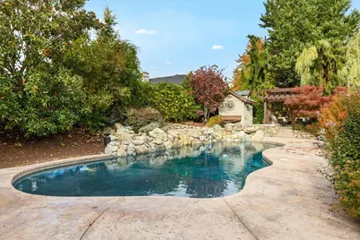 288 Island Pointe Drive, Medford, OR 97504 - Photo 53